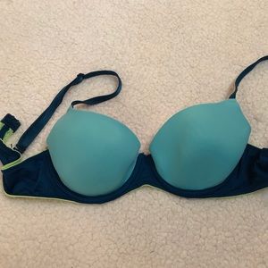 Victoria’s Secret PINK bra